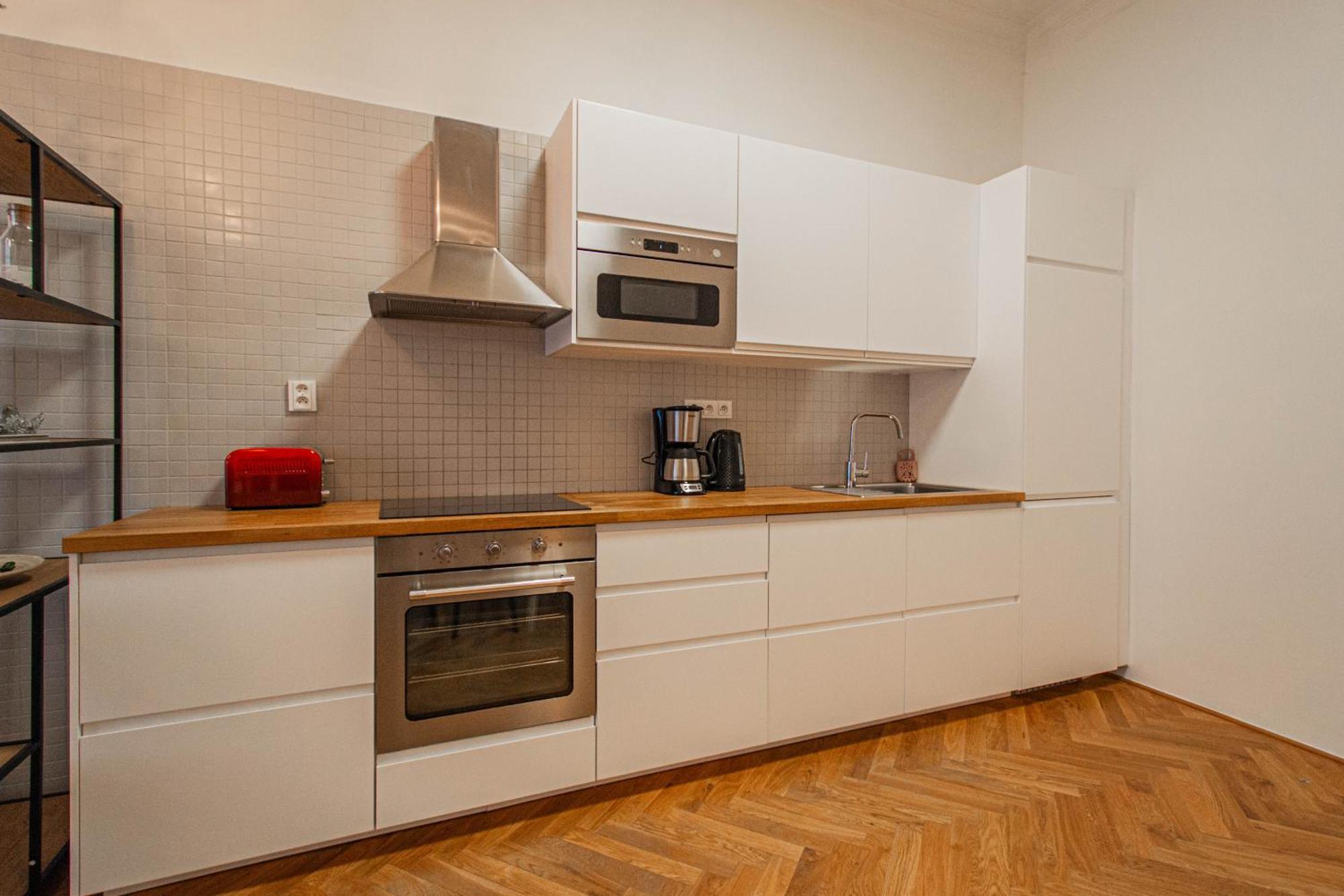 3bdr Main Square Spacious Designed *