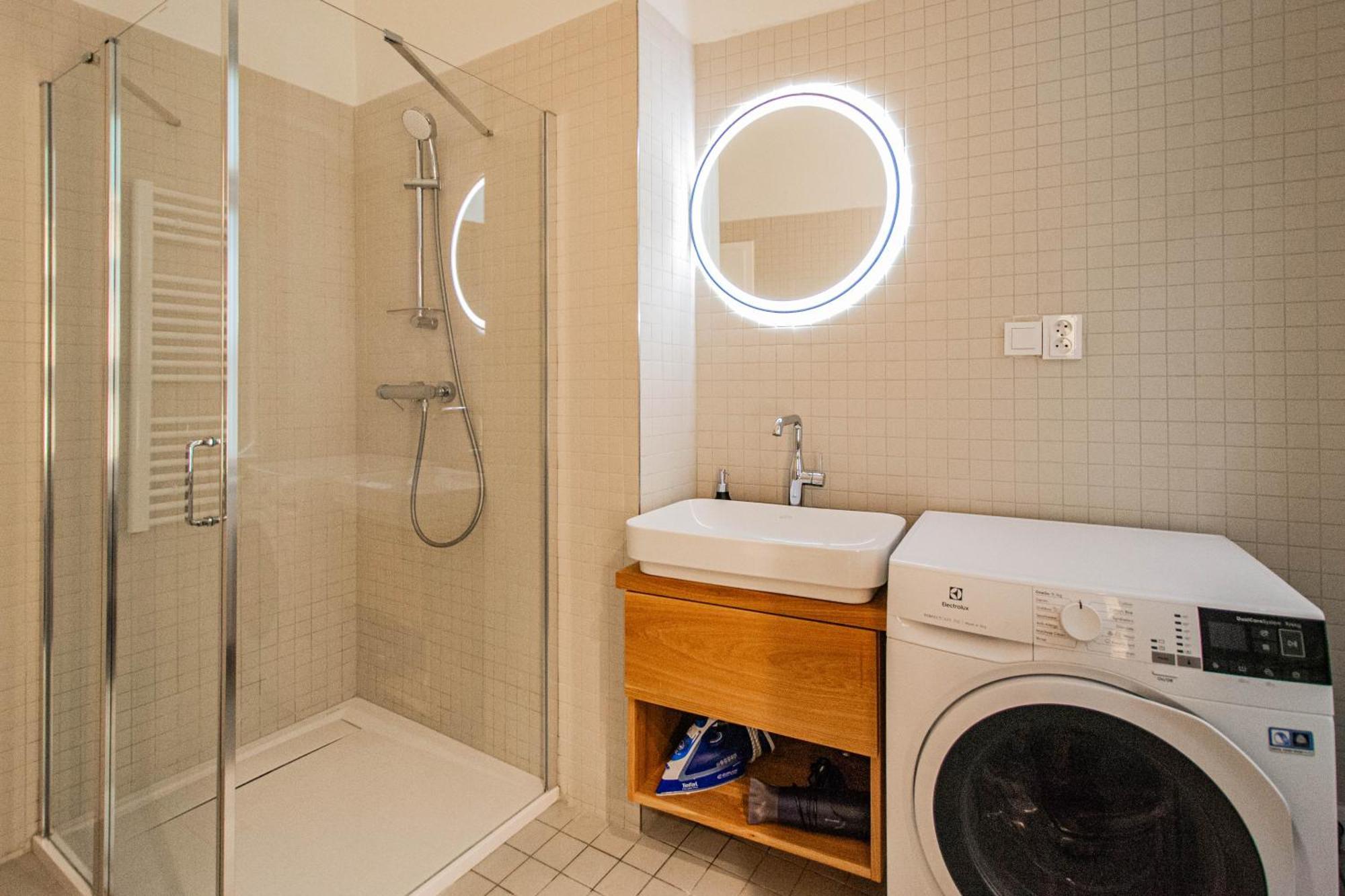 3bdr Main Square Spacious Designed
